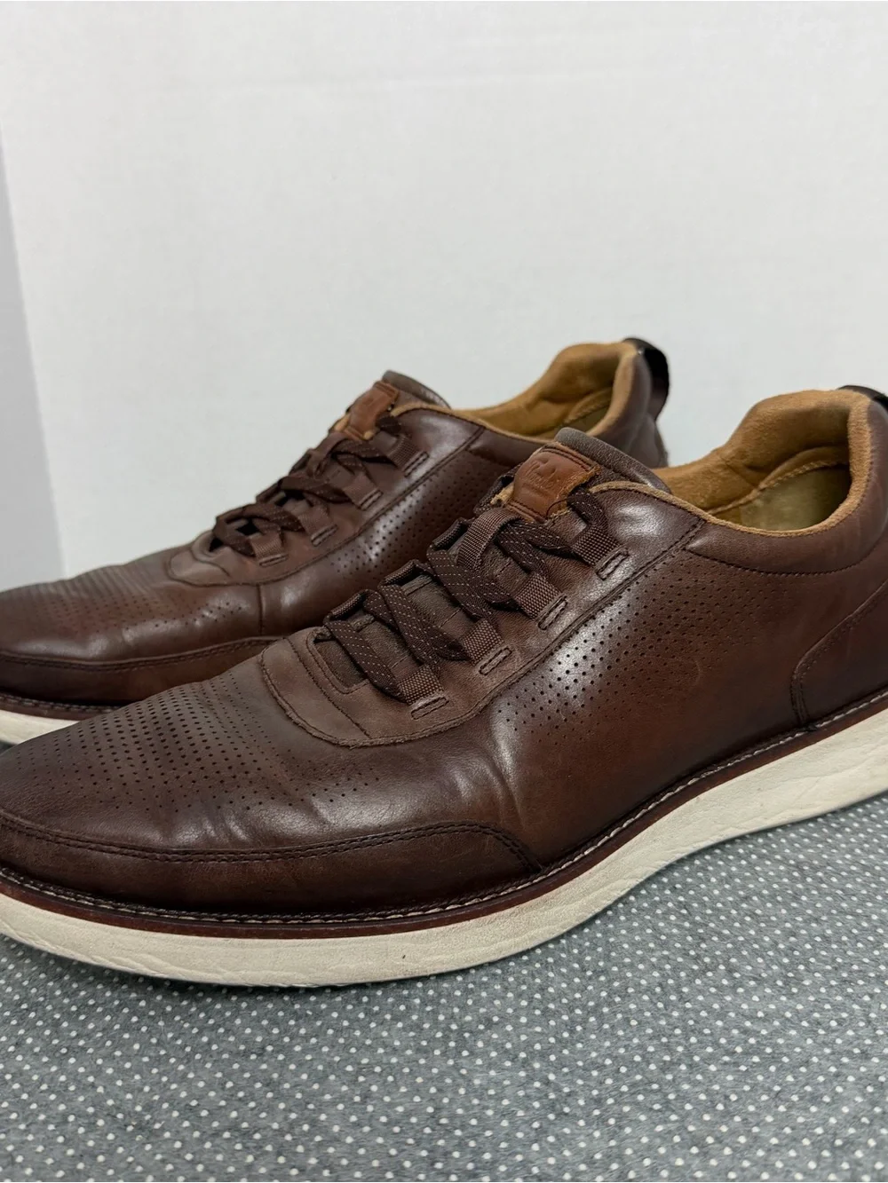 Florsheim Brown Leather Perforated Lace-Up Sneakers Men lace up size 10